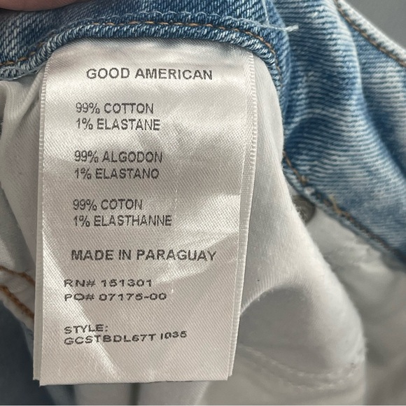 GOOD AMERICAN GOOD CURVE STRAIGHT DISTRESSED HIGH RISE JEANS - Picture 10 of 13